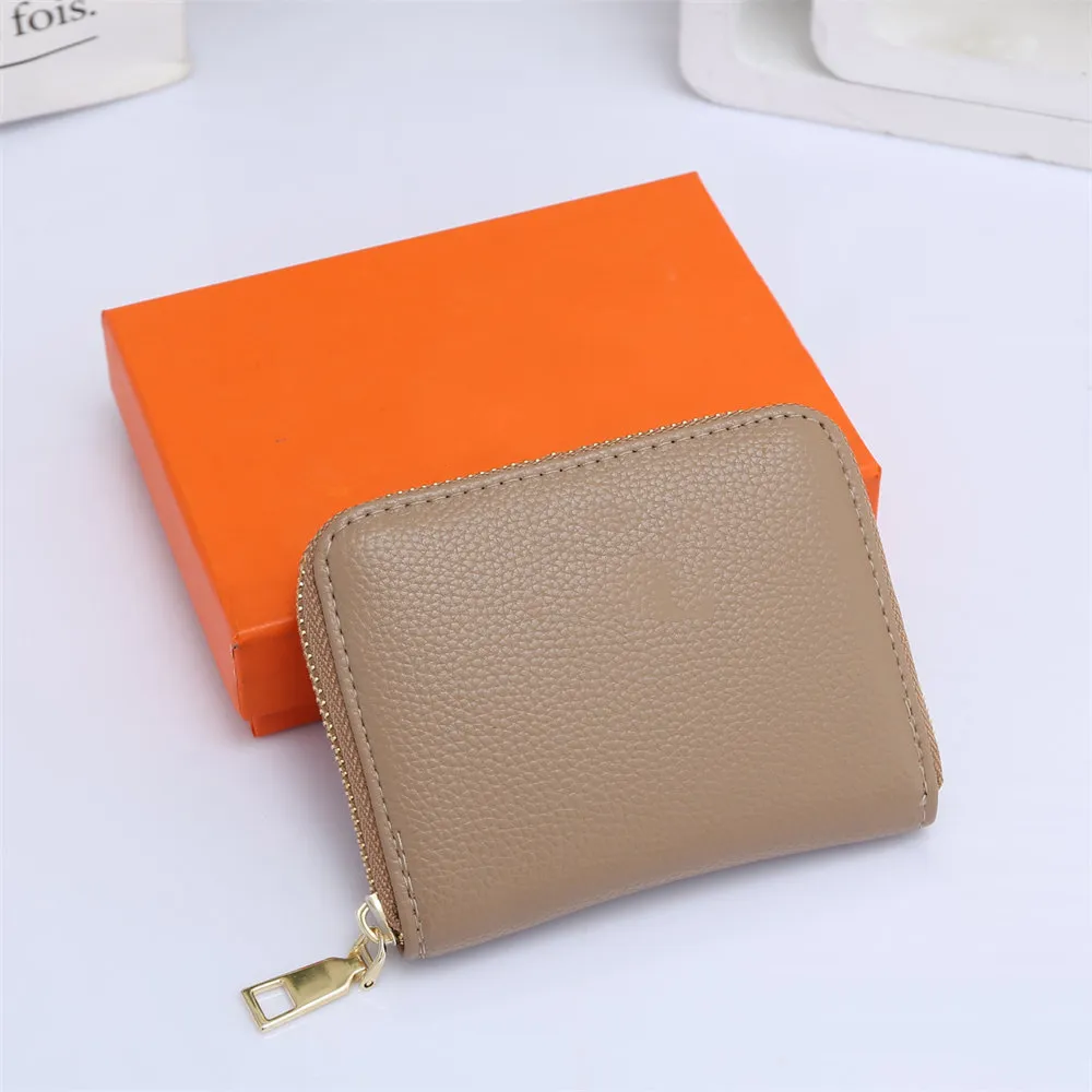 Märke Designer Women Wallets Luxury Wristlet Handväska Bag Lady Purse Passport ID Kreditkort Hållare Konstgjord Cowhide Clutch Plånbok med originallåda