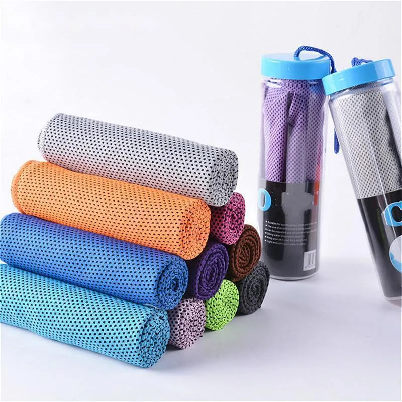 Handdukfärger Män och kvinnor Gym Club Yoga Sports Cold Washcloth Running Football Basketball Cooling Ice Beach Lovers Gift Toallastowel