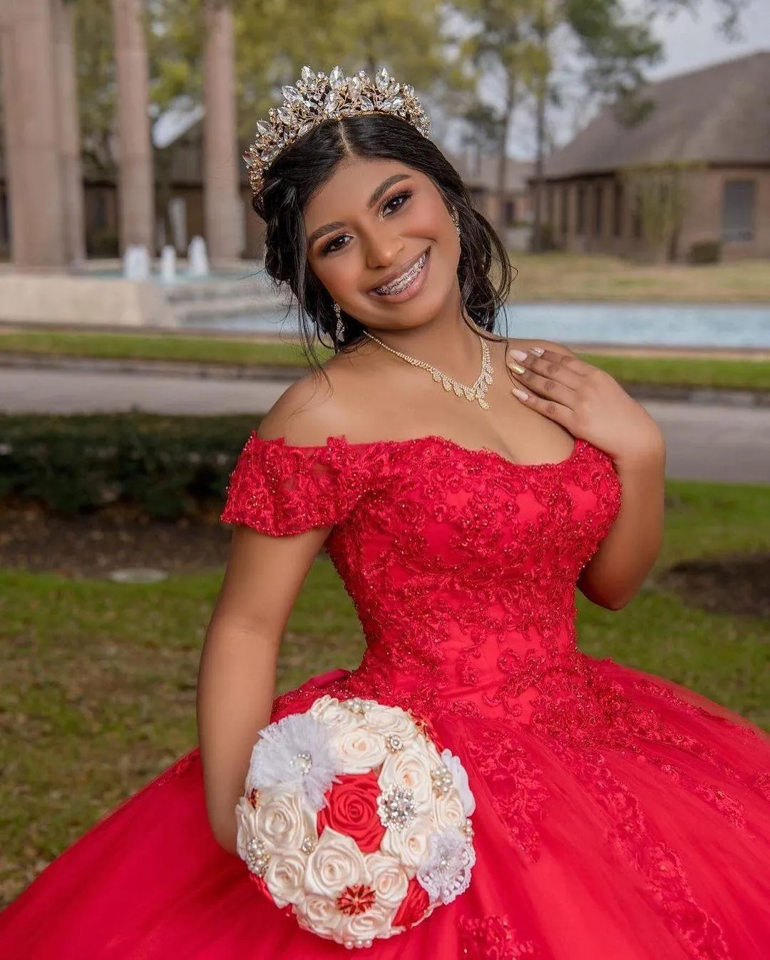 Plus size quinceanera clearance dresses with sleeves