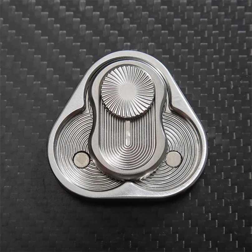 Haute Qualité Fidget Main Spinner Métal Doigt Spiner Edc Jouet pour Aults  Soulagement du Stress 3 Couleurs 