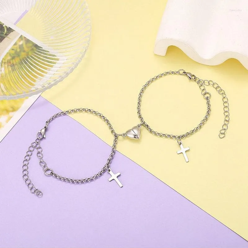 Link Chain Trend Hip Hop Style Creative Heart-shaped Magnetic Bracelet Simple Personality Cross Pendant Couple Jewelry Gift Fawn22