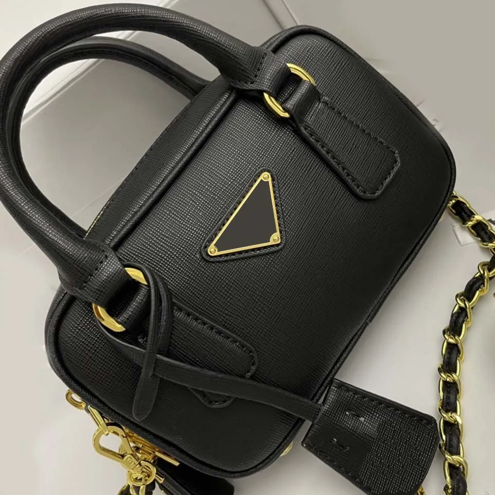 Nyaste klassiska märke mini crossbody väska kvinnor lyxiga designer axelväskor dam mode messenger väska designers små handväskor