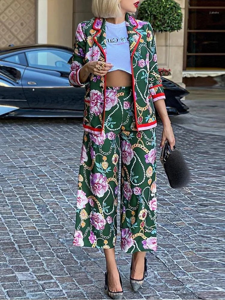 Women's Two Piece Pants Printed Wide Leg Set Women 2022 Spring And Autumn LeisureStraight Tube Flower Scar Coat