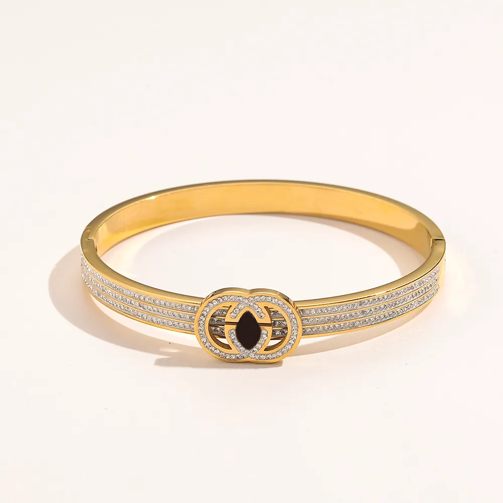 2022 New Fashionable Bracelets Women Bangle Luxury Designer Jewelry Crystal 18K Gold Plated Stainless Steel Lovers Gift Bangles Mens Bracelet Gift