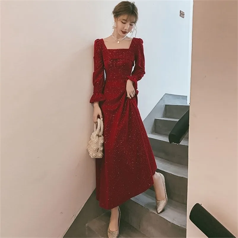 Koreanska Square Collar Sequins Elegant Velvet Klänning Kvinnor Flare Långärmad Backless Maxi Klänning Kontor Lady High Waist Slim Dress 220317