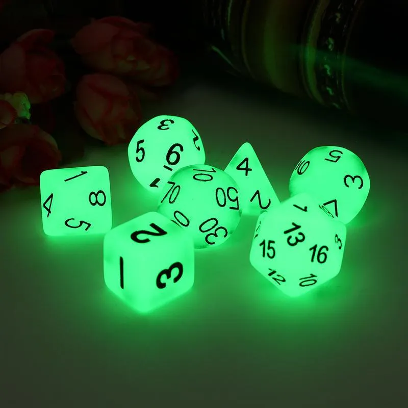 7psc / Set Mini dadi luminosi dadi Polyhedral Multi-Faceted Game Mini Set Dice Board Game Dice Set per Dungeons 5569 Q2
