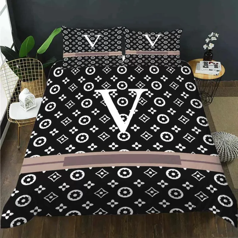 Fashion King Size Designer Bedding Set Covers 4 Pcs Letter Printed Silk All Style