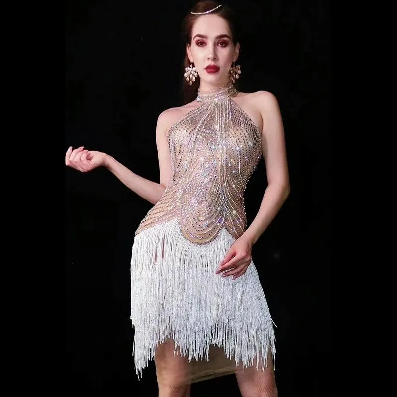 Stage Wear Brillant Strass Robe Gland Femmes Anniversaire Célébrer Franges Blanches Tenue Costume De Danseur Sans Manches Bar Robes De Soirée De Bal