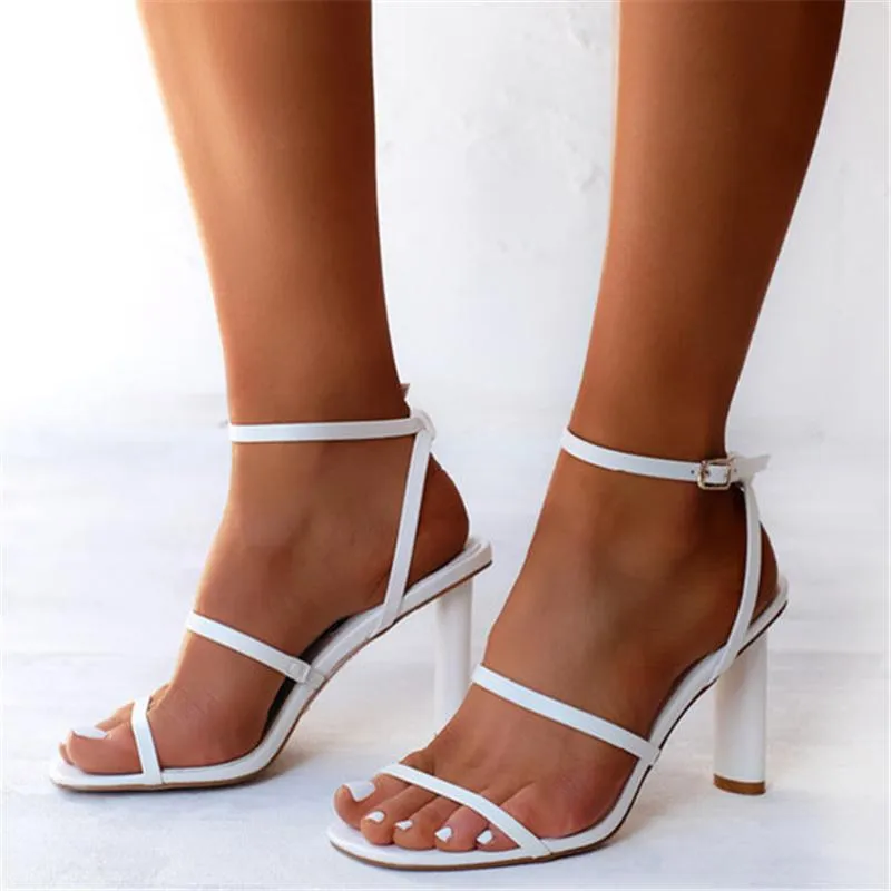 Sandaler Summer Square Toe Simple Style Ladies Flat Ankle Buckle Prom Pumps Round Heels Solid Color 36-42 Size Sexig Women Sandalsandals