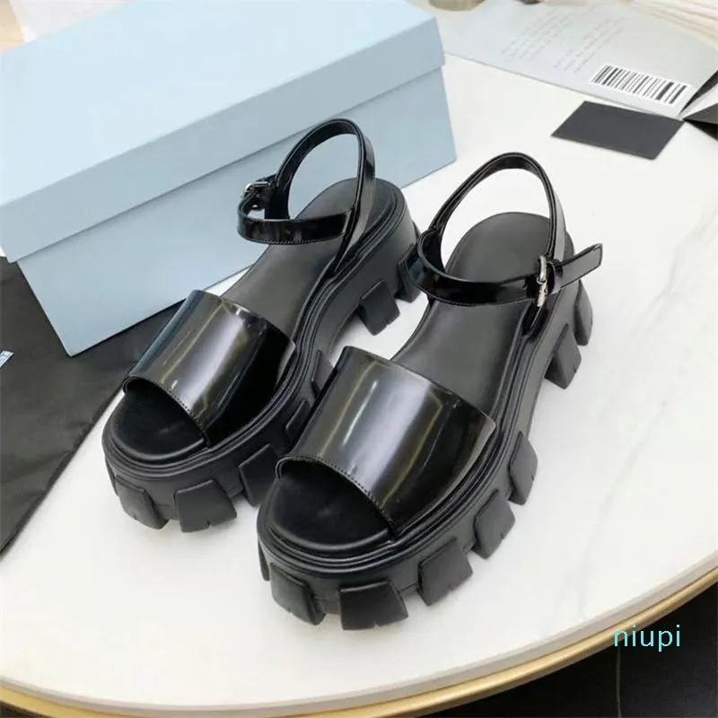 Letnie Sandal Taśma Nylonowe Kobiety Sandały 55 mm Monobloc Guma Sole Designer Slides Chunky Tread Platform Platform 2022