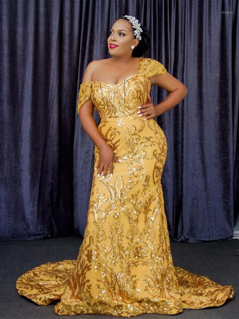 Party Dresses Gold Aso Ebi Mermaid Evening Gowns Plus Size Short Cap Sleeves With Train Zipper Back Custom Made Prom