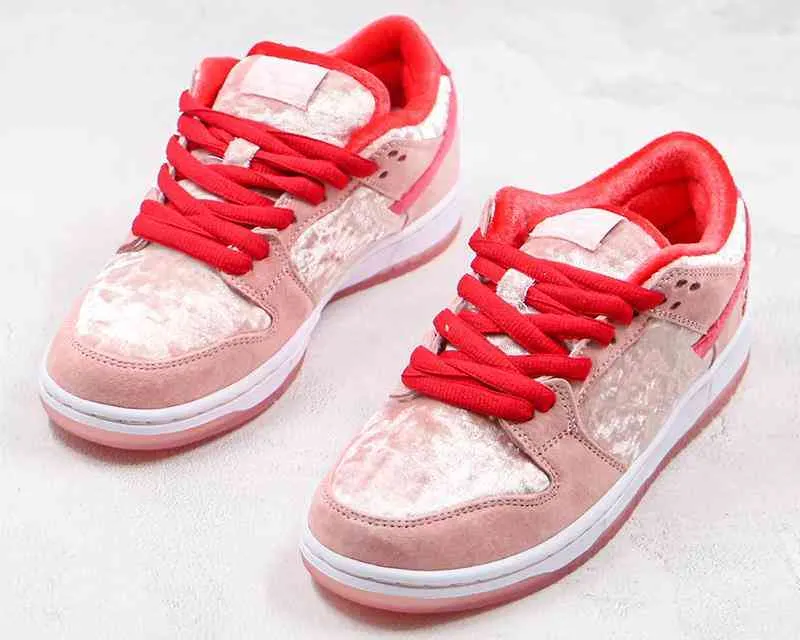 Strange love online chaussures