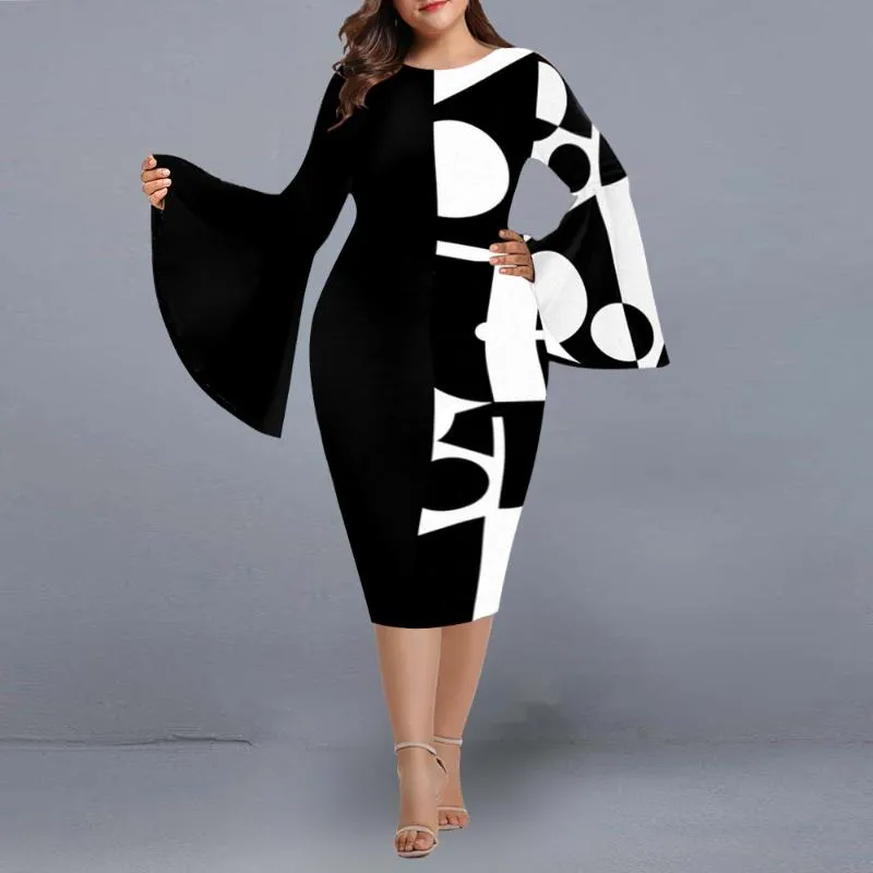 Plus Size Sukienki Elegancka Dress 2022 Geometryczny Rok Print Party Jesień Zimowy Flare Rękaw Boże Narodzenie Club Stroje 5xl