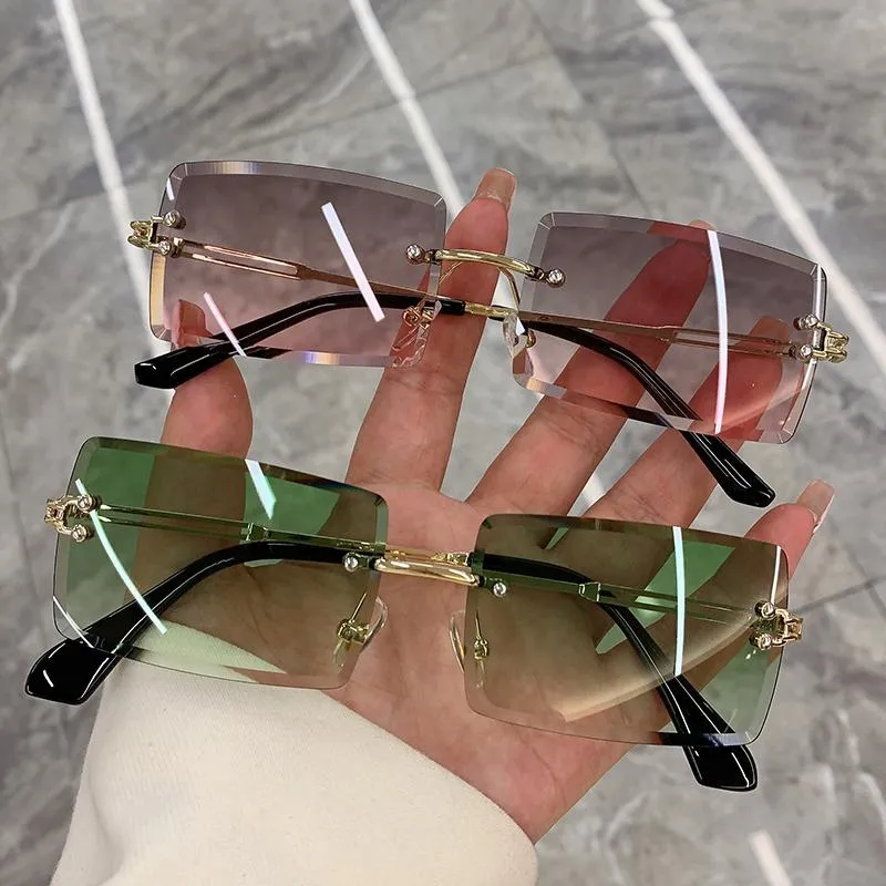 Vintage Fashion 2022 New Locs Occhiali da sole senza montatura Frameless Rectangle Shades Gradient UV400 Summer Traveling Designer Occhiali da sole per donna Occhiali da vista Lunettes