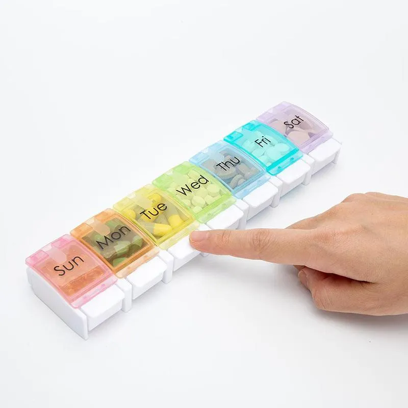 Scatole di stoccaggio per medicine Bidoni 1 fila 7 quadrati Settimanale Portatile Plastica Arcobaleno Pulsante di rimbalzo Scatola per pillole 7 Grid Contenitore per tablet Contenitore Personalizzabile Regalo per farmacia