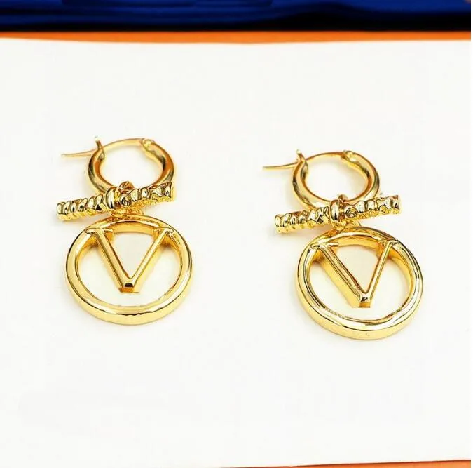 2022 New Style Designer Classic hoop Letter Earrings Studs Jewelry for Women party wedding Fashion luxury Earring Chirstmas Valentine's Day