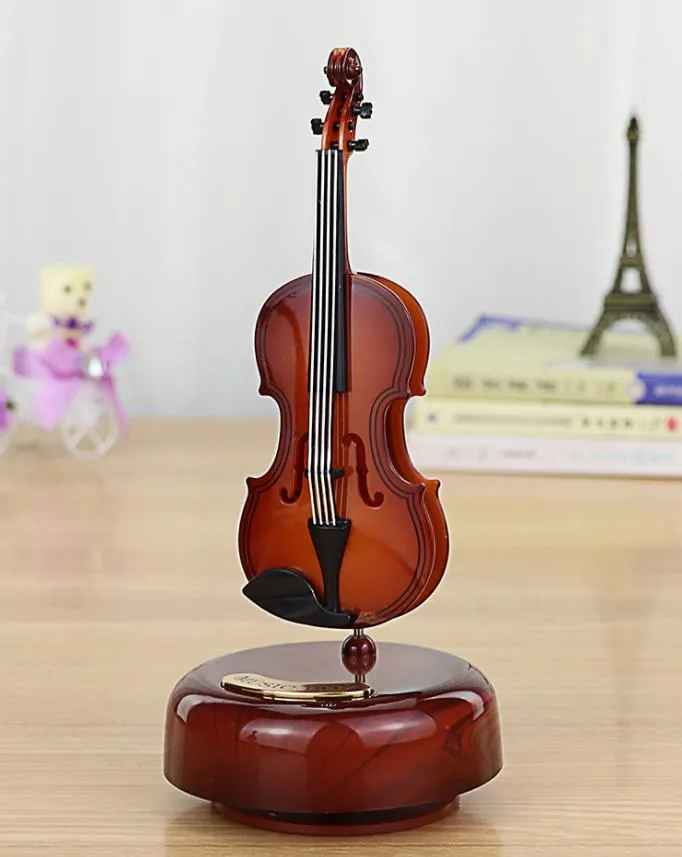 ヴィンテージハート型の音楽箱、バイオリンギター、ミニチュアアート