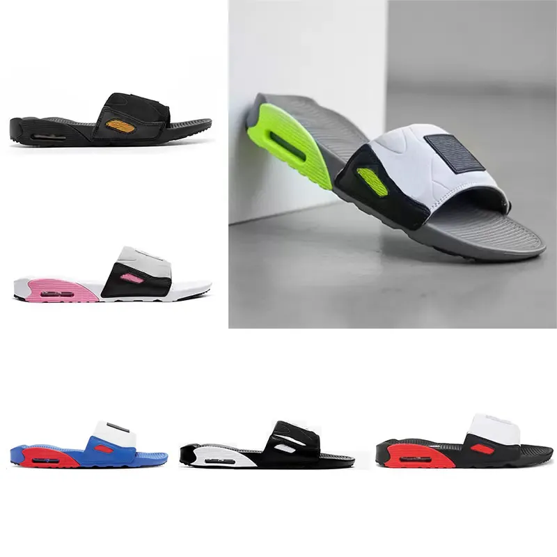 Pantofole Trends Designer Pool Slides Outdoor Summer Bathe Shoettes Lettere Triple Bianco Bianco Parigi Sandali all'ingrosso Uomini da donna Flats Moca