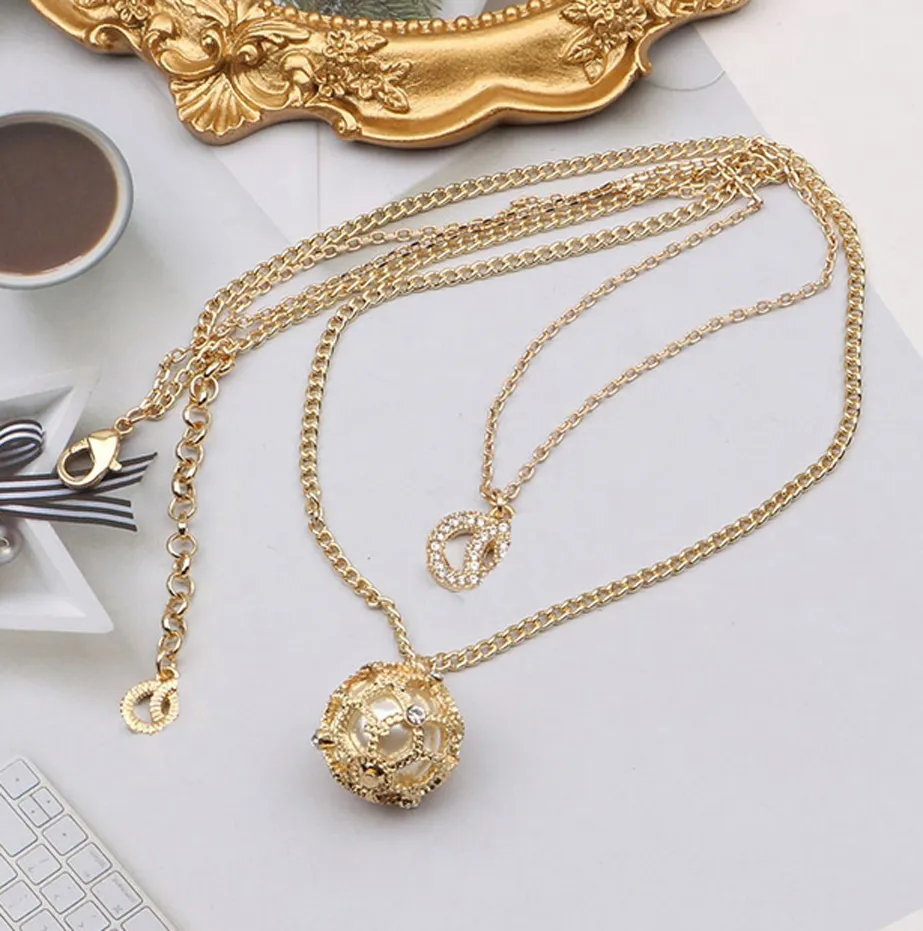 22SS Designador de lujo Collares colgantes de mujeres Mujeres 18K Gold Crystal Rinestone Turquesa Collar Cabello Accesorios Jewerlry