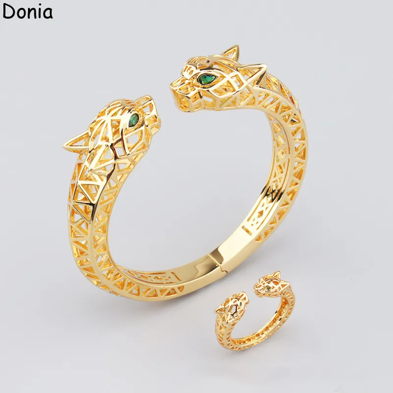 Donia Sieraden Luxe Bangle Europese en Amerikaanse Mode Overdreven Hollow Double-Headed Leopard Micro-set Groene Fritillary Designer Ring Set