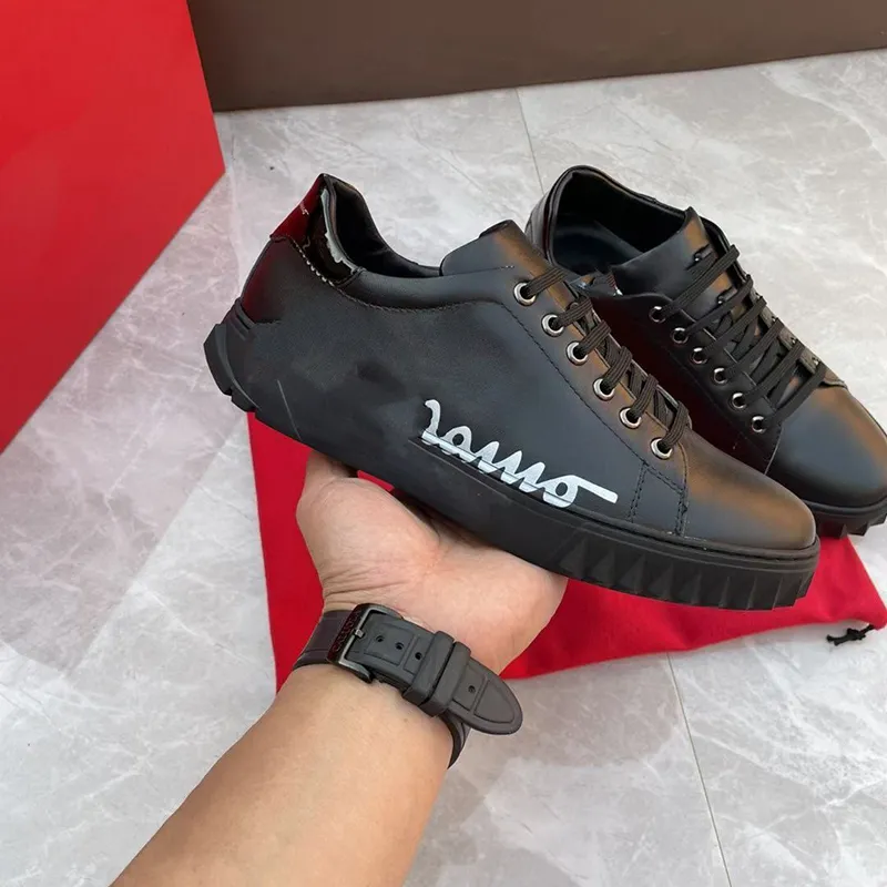 Desugner de haute qualité hommes chaussures de marque de luxe sneaker Low help va tous les styles de chaussures de loisirs de couleur jusqu'à la classe sont US38-45 00681sadasdasdaws