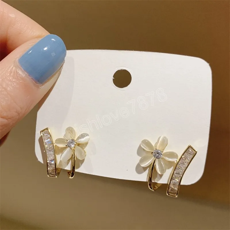 Koreanska Delikat Söt Opal Flower Stud Örhängen för Kvinnor Flickor Eleganta Zircon Brincos Smycken Gåvor