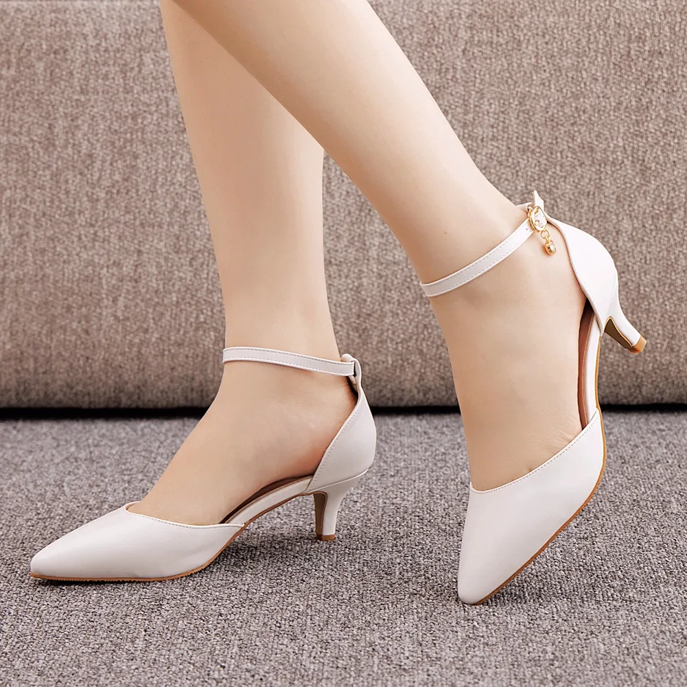 Women Stiletto ha puntato i tacchi alti 5 cm eleganti pompe bianche banchetti scarpe ad abbigliamento per party con punta