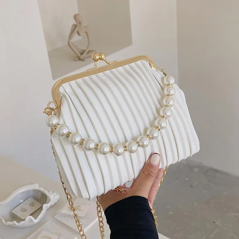 Evening Bags Fairy Pearl Pleated Small Bag 2022 Summer All-match Messenger Chain Fashion Shoulder Clip BagEvening EveningEvening