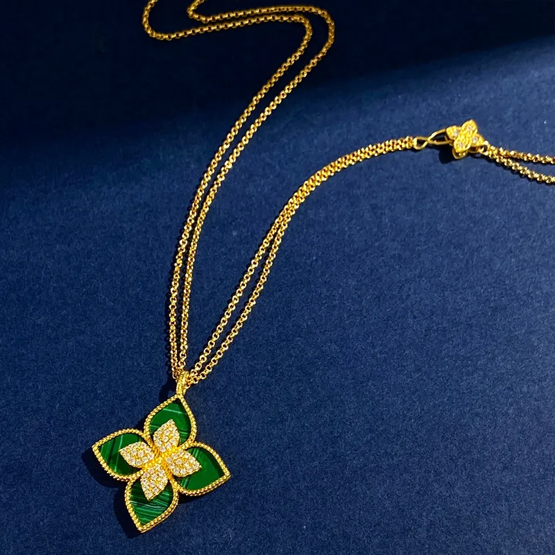 Nouvelle arrivée longue chaîne de pull pendentif trèfle à quatre feuilles colliers bijoux de créateur or argent nacre collier de fleur verte chaîne à maillons cadeau pour femme