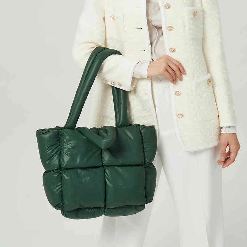 Handbag Fashion large tote padded handbags digner padded shoulder bags women luxury nylon down cotton crossbody handbag winter 2021Luxurious
