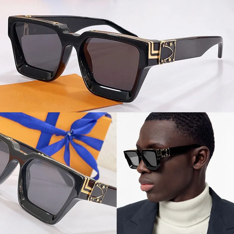 Thick gold deals frame sunglasses