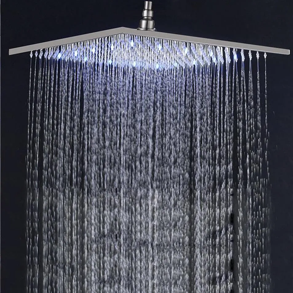 バスルームのシャワーヘッドニッケルブラッククロムゴールド16インチLED雨ヘッドアームの作業のない高圧温度Temp V0BV221L284N