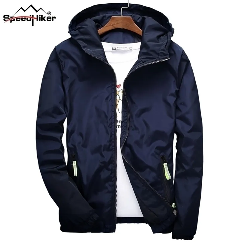 Storlek 6xl 5xl 7xl Spring Autumn Young Men Windbreaker Hooded Jacket Slim Thinkläder Toppkvalitet Vattentät plus storlek K316 T200102