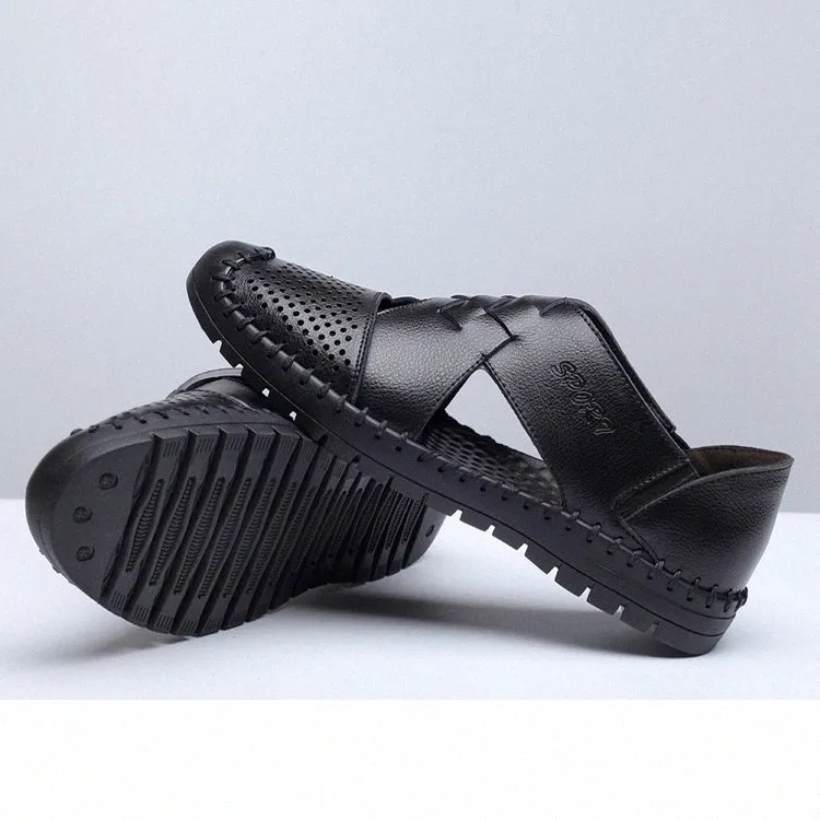 breathables Summer Men Hollow Hole Antiskid Sandals Breathable Split Sandal Leather Trend Ankle Wrap Mens Casual Loafer Shoe Wholesale Shoes u9Ta#