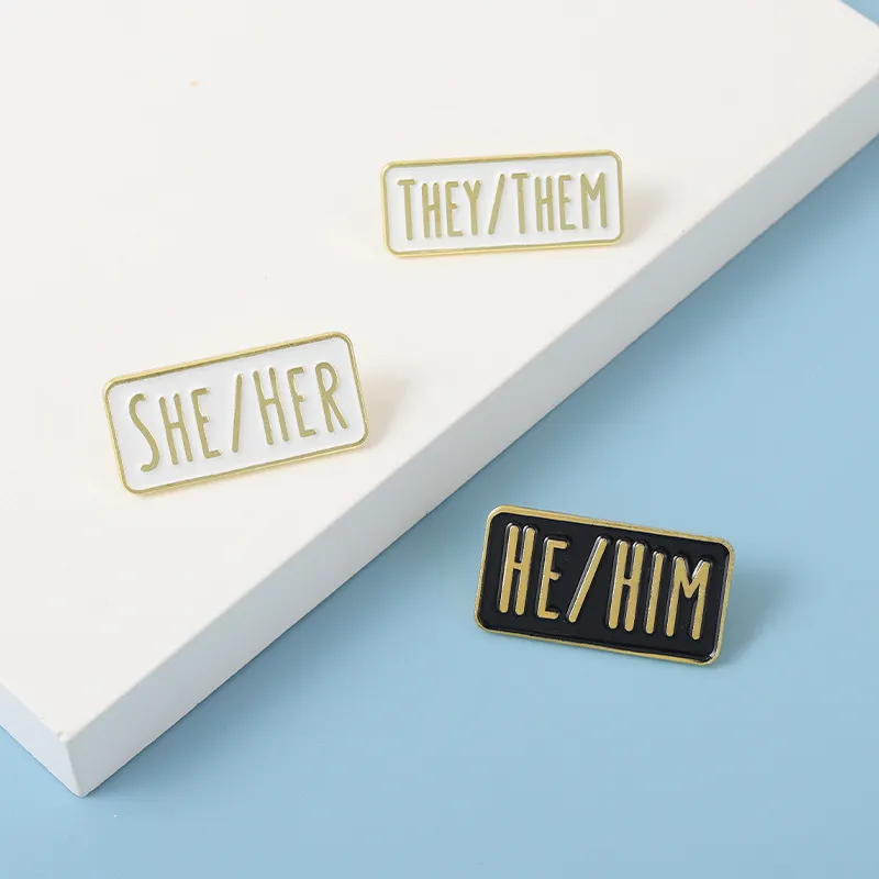 Ponens simples Pins de esmalte Broches personalizados ￩l ￩l ella ella ellos ellos son insignias de solapa blanca negra regalo de joyer￭a para amigos 6202 Q2