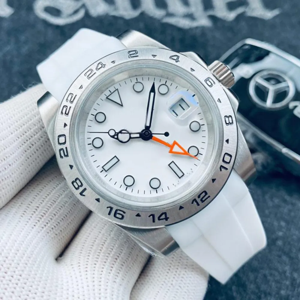 Sports Mens Watches Automatyczne zegarek mechaniczny Prezent 40 mm na rękę dla mężczyzn luksusowe zegarek na rękę gumowy pasek Montre de Luxe