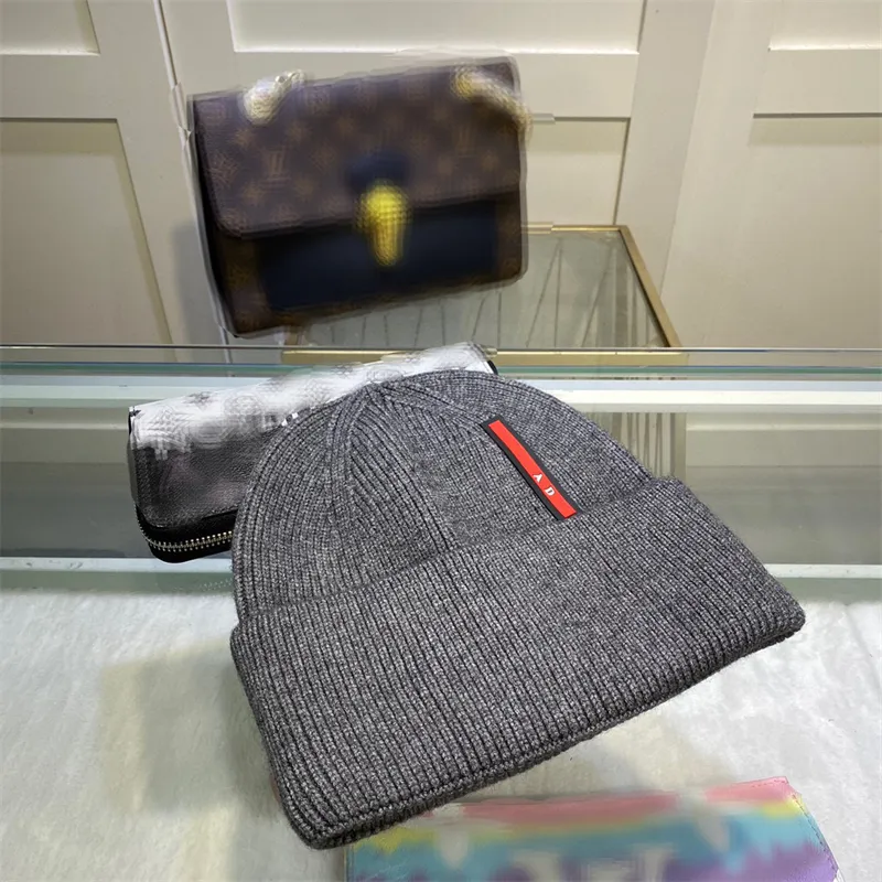 Mode stickad hatt unisex skalle cap beanie hög kvalitet ren kashmir män kvinnor vinter gata trendiga hattar