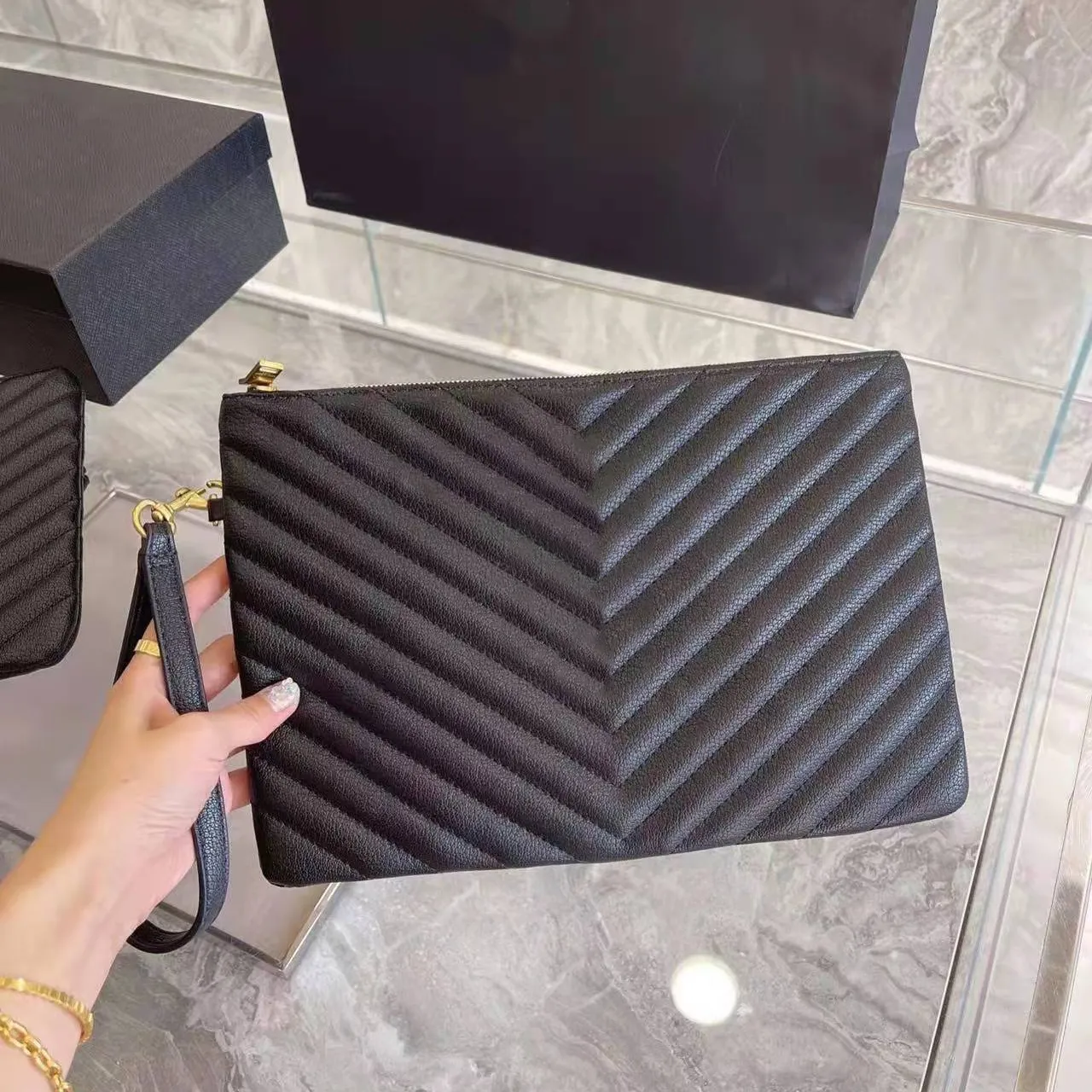 Klassieke dames clutch designer toilettas zwart hoogwaardig leer V Carry cosmetische tas dames luxe envelop portemonnee 24cm1906