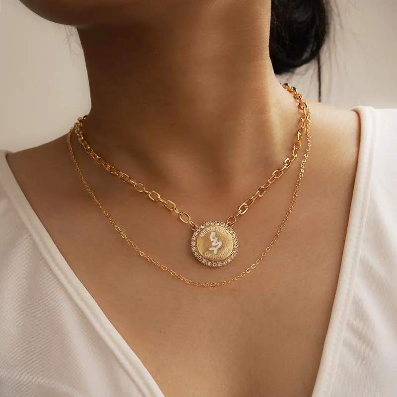 Anhänger Halsketten HuaTang Trendy Kristall Stein Mehrschichtige Choker Halskette Für Frauen Geometrische Legierung Schlüsselbein Ketten Weibliche Partei Schmuck 135