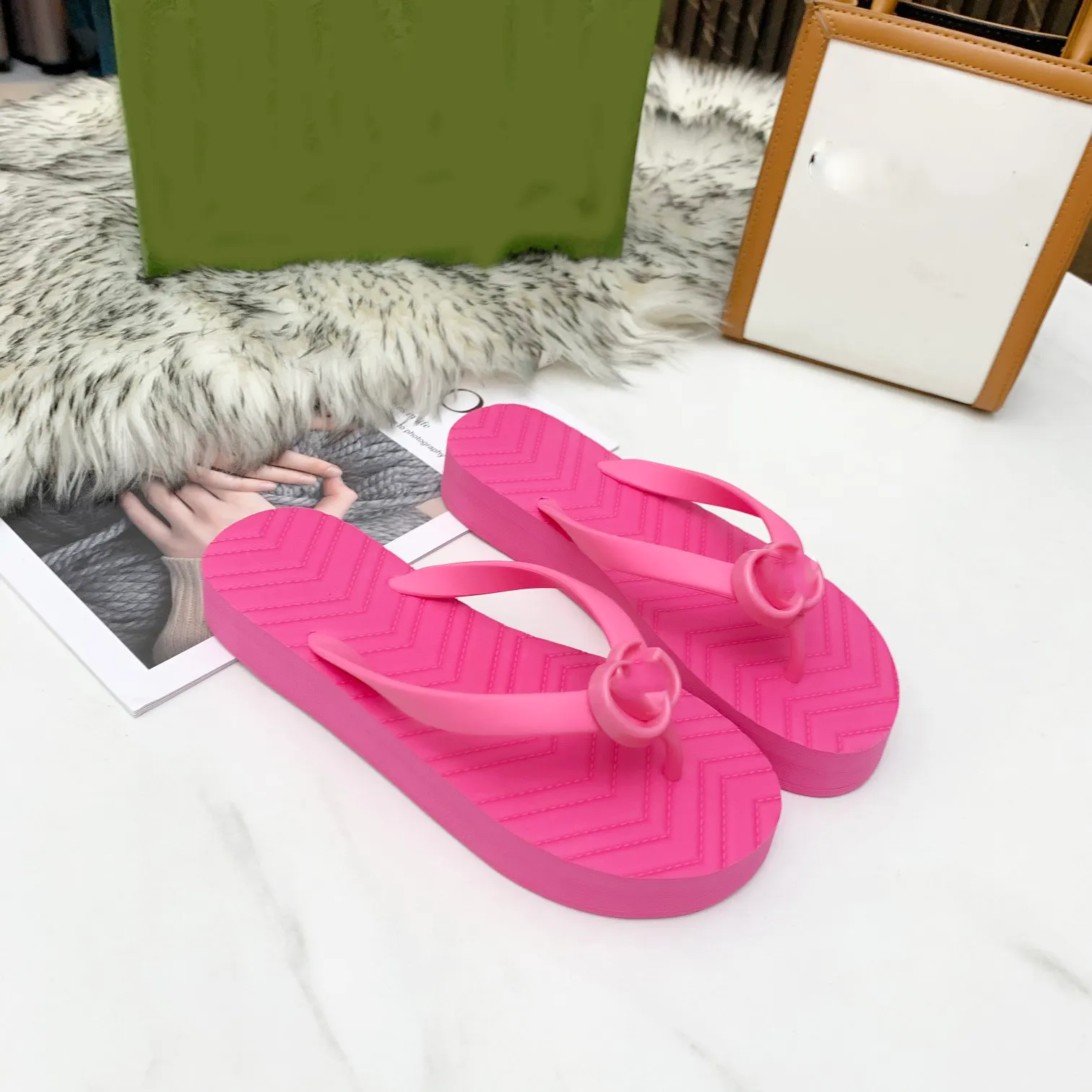 Designer rubber hot sale flip flops