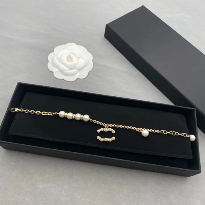 2022 New Women Bracelets Luxury Designer Diamond Pearl Gold Plated Jewelry Simple Rope Chain Adjustable High Quality Personality Wrist Decoration Accessories