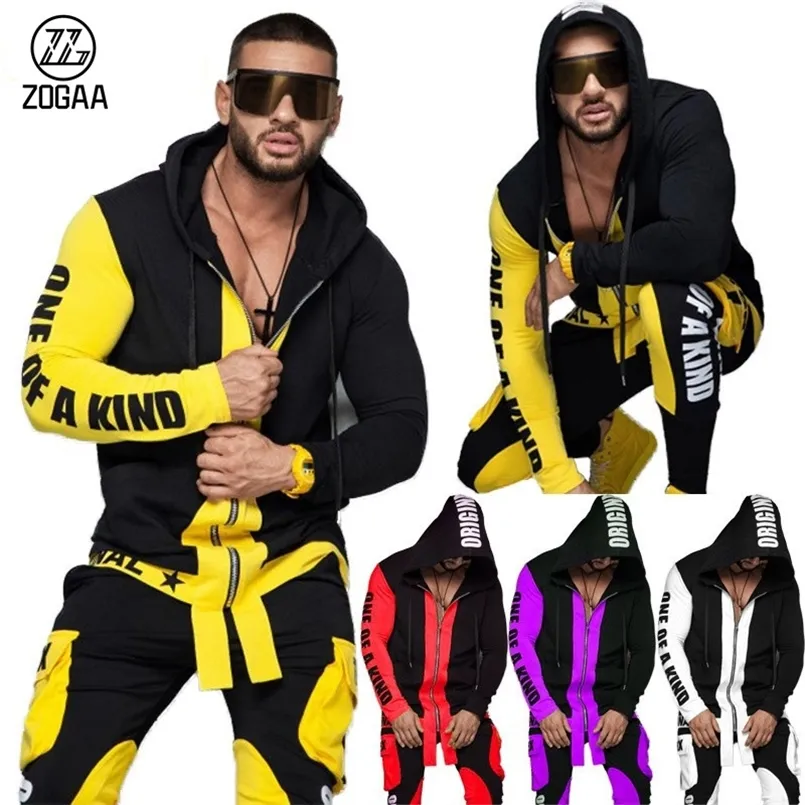ZOGAA Hip Hop Men s Cool Hoodies Set 2 Piece Sweatsuit Hooded Jacket and Pants Jogging Suit Survêtements 220708
