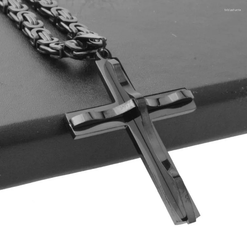 Classic Cross Pendant Necklace Mens 316L Stainless Steel Necklaces Black Color 2022 Fashion Flat Byzantine Chain Men's Jewelry Chains