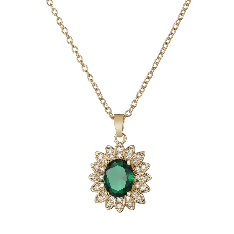 Pendentif Colliers Femmes Chaîne Tournesol En Forme Vert Zircon Cubique Incrusté 18k Or Rempli Sparkling Lady Filles Bijoux CadeauPendentif