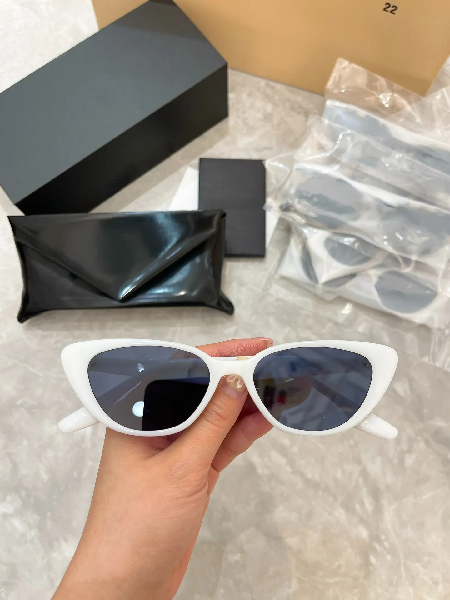 Modne okulary przeciwsłoneczne Projektant męskich damskich okularów przeciwsłonecznych Męskie męskie damskie Unisex markowe okulary Plażowe spolaryzowane UV400 CRELLA