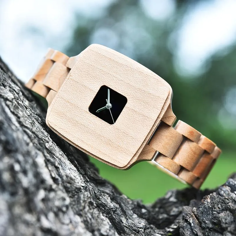 Wristwatches BOBO BIRD Arrival Wooden Ladies Stylish Square Female Quartz Clock Movement Wood Gift Box DropWristwatches