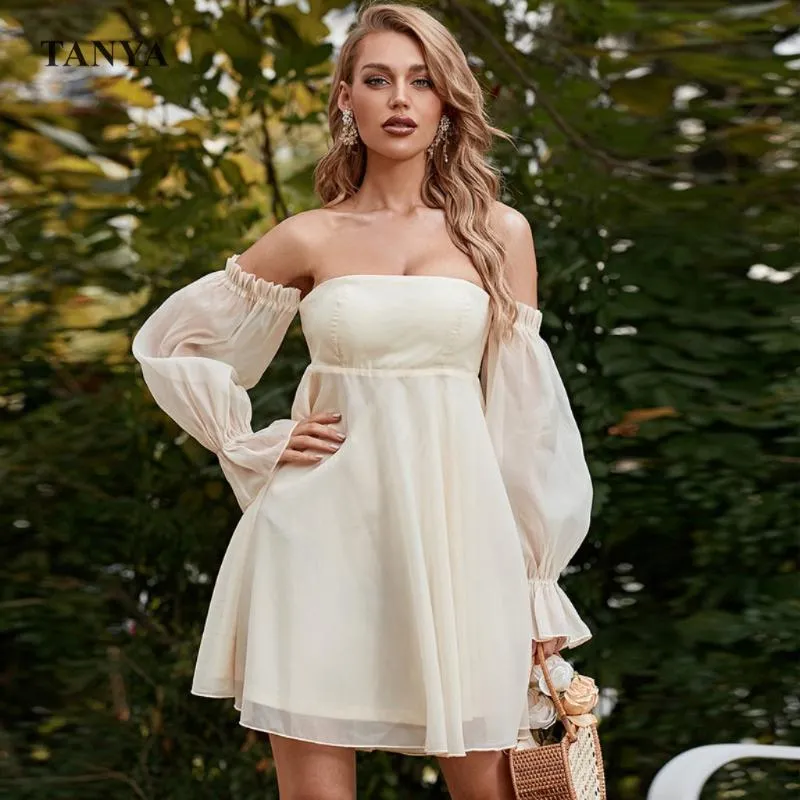 Party Dresses Bohemian Beige A Line Homecoming Dress Strapless Kne Length Swing Summer Gown med löstagbara ärmar YSAN1566 Party