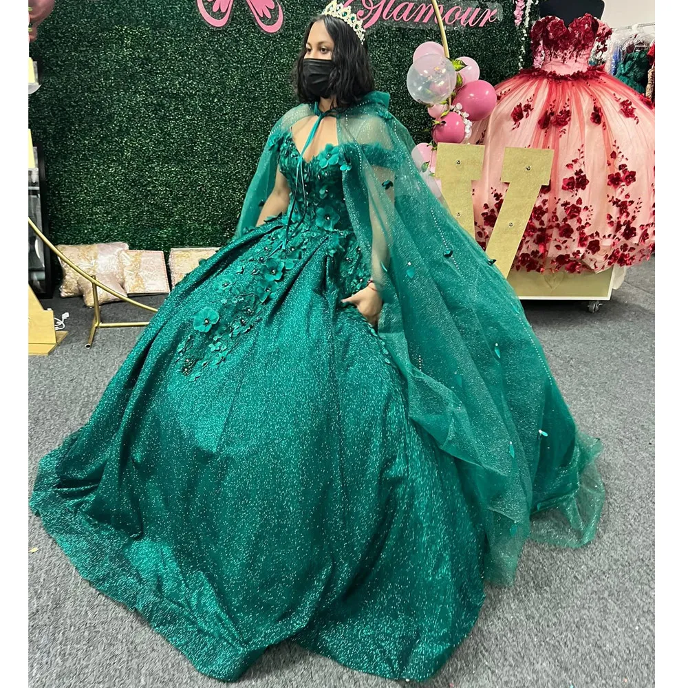 Filles mexicaines chasseur Vert Quinceanera Robes avec cape Corset à lacets Applique Sweet 16 Prom Pageant Robes Vestidos de XV anos