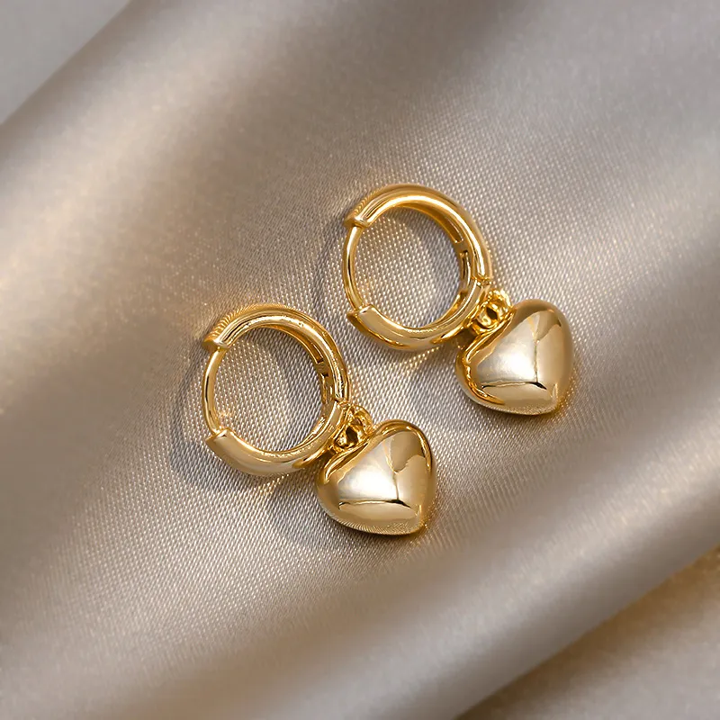 New designed Korean ear stud ins style cute bear diamonds love studs earrings female trendy fashion all-match temperament earrings