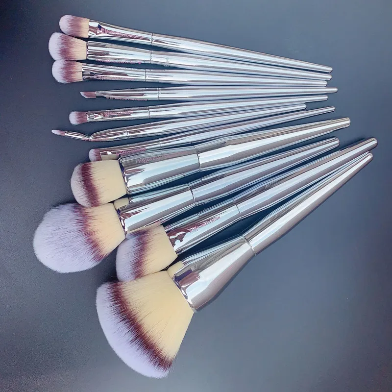 It Heavenly Luxe Complement Brush #206 #211 #212 #216 #217 #218 #220 #221 #225 Brushes عالية الجودة الخلاط الجمال الخلاط الوجه